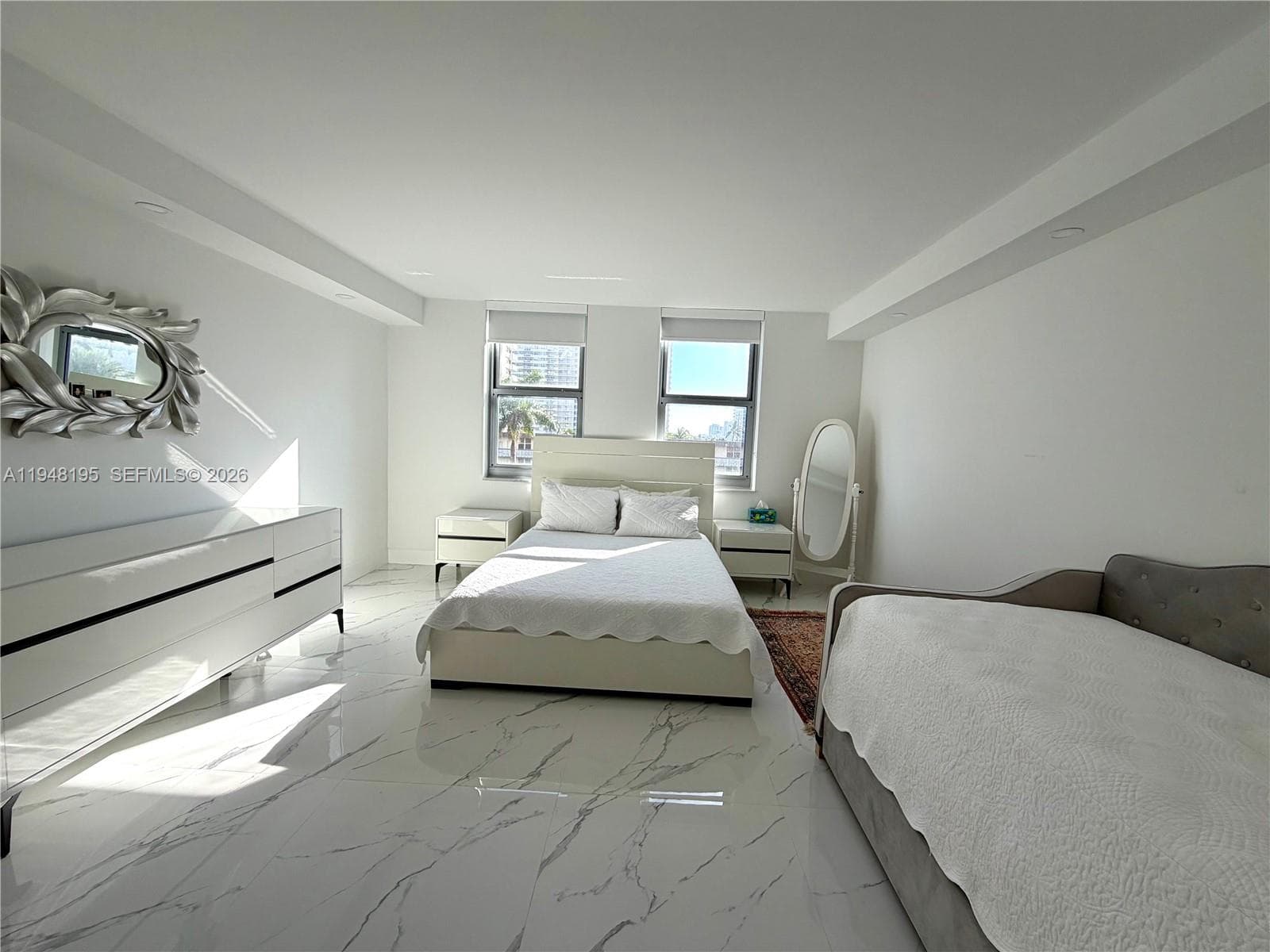 1920 S Ocean Dr #5A 15