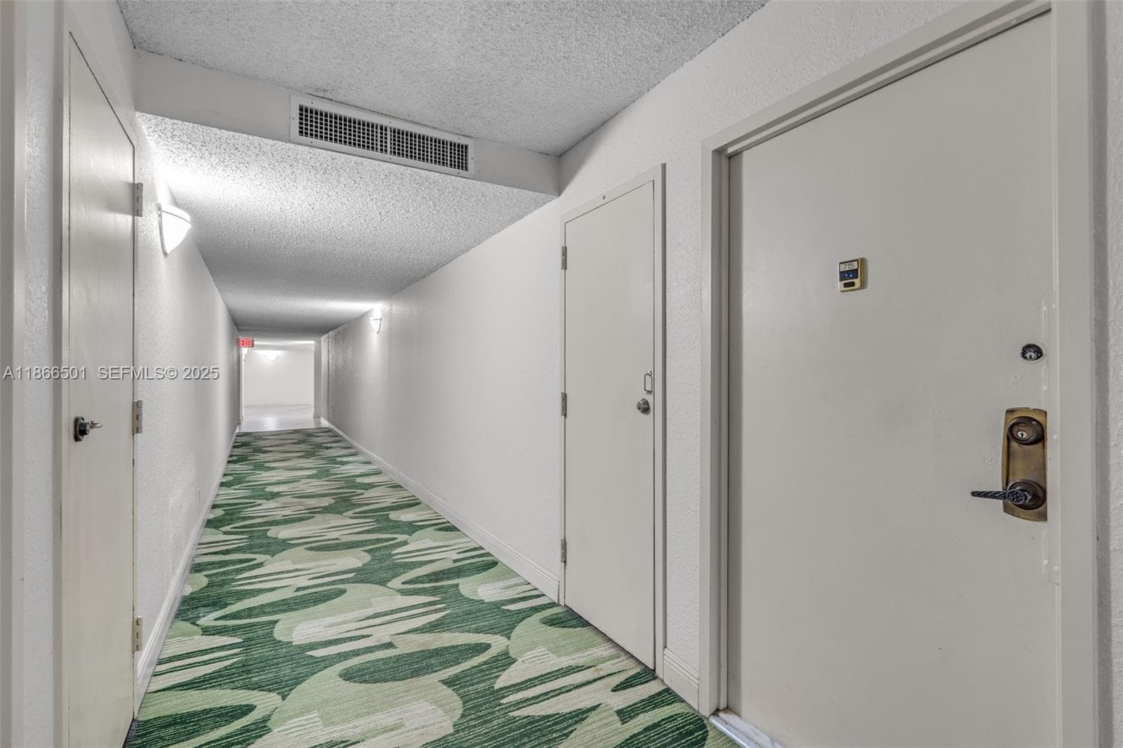 1000 Parkview Dr #715 17
