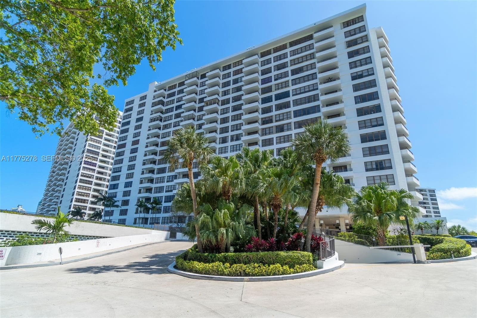 600 Three Islands Blvd #1207 26